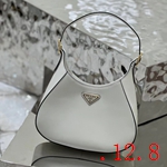 スーパーコピーブラダバッグ